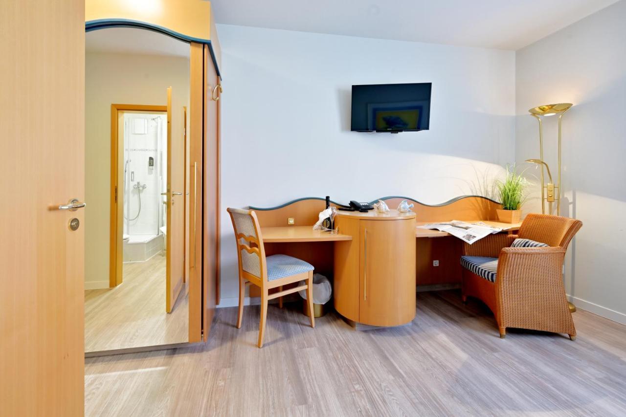 Hotel- & Ferienanlage Kapitaens-Haeuser เบรเกอ ภายนอก รูปภาพ