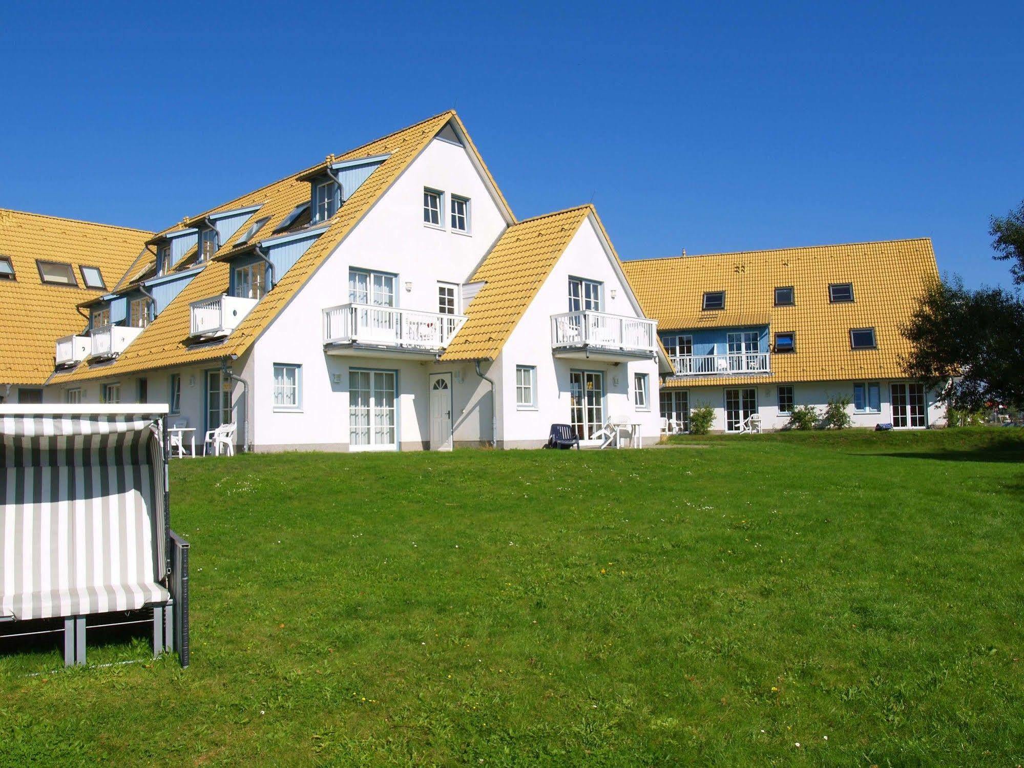 Hotel- & Ferienanlage Kapitaens-Haeuser เบรเกอ ภายนอก รูปภาพ